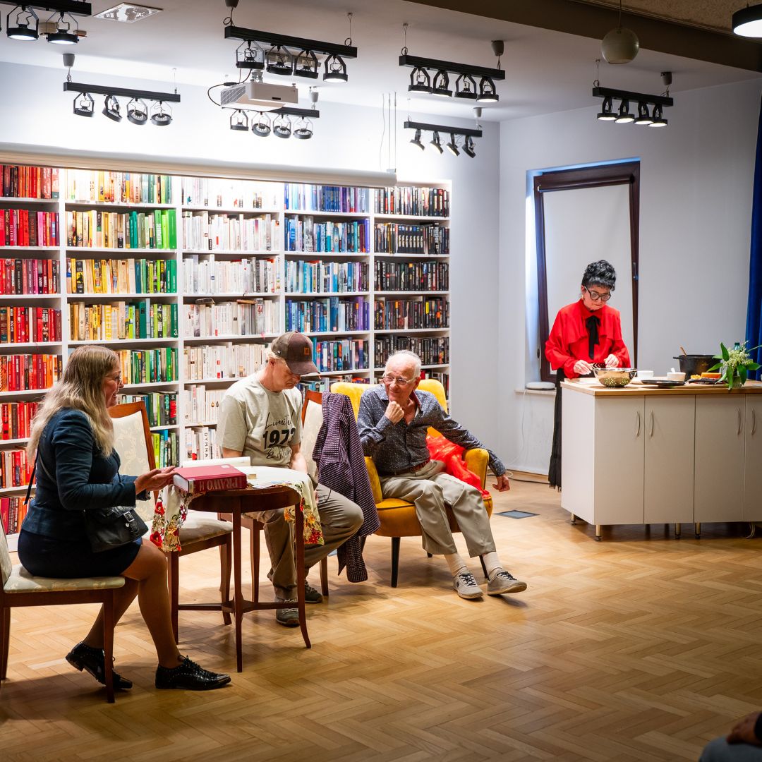 Zdjęcie aktorów spektaklu "Moda na rozsądek"