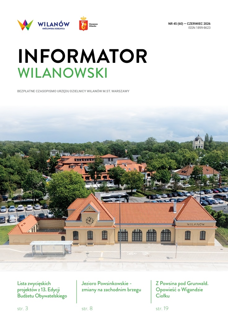 Okładka Informatora Wilanowskiego. Zdjęcie z drona przedstawiające wyremontowany budynek dawnej stacji kolejki. Logotypy.